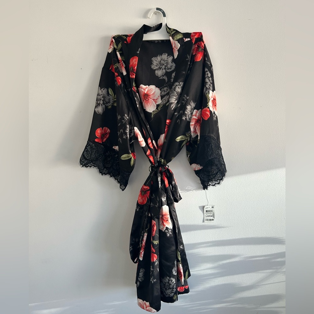 INC floral robe NWT